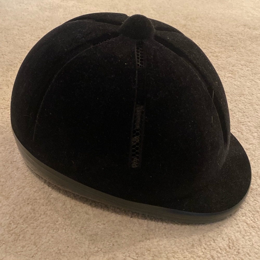 Equestrian helmet. Kid’s xs/s.